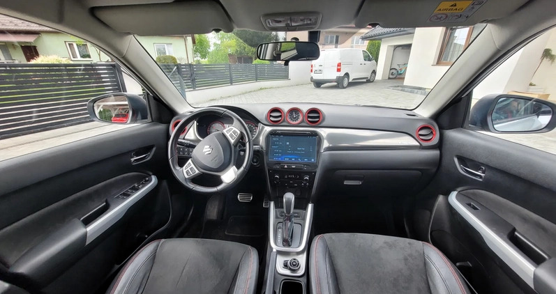 Suzuki Vitara cena 75900 przebieg: 110100, rok produkcji 2019 z Dobiegniew małe 781